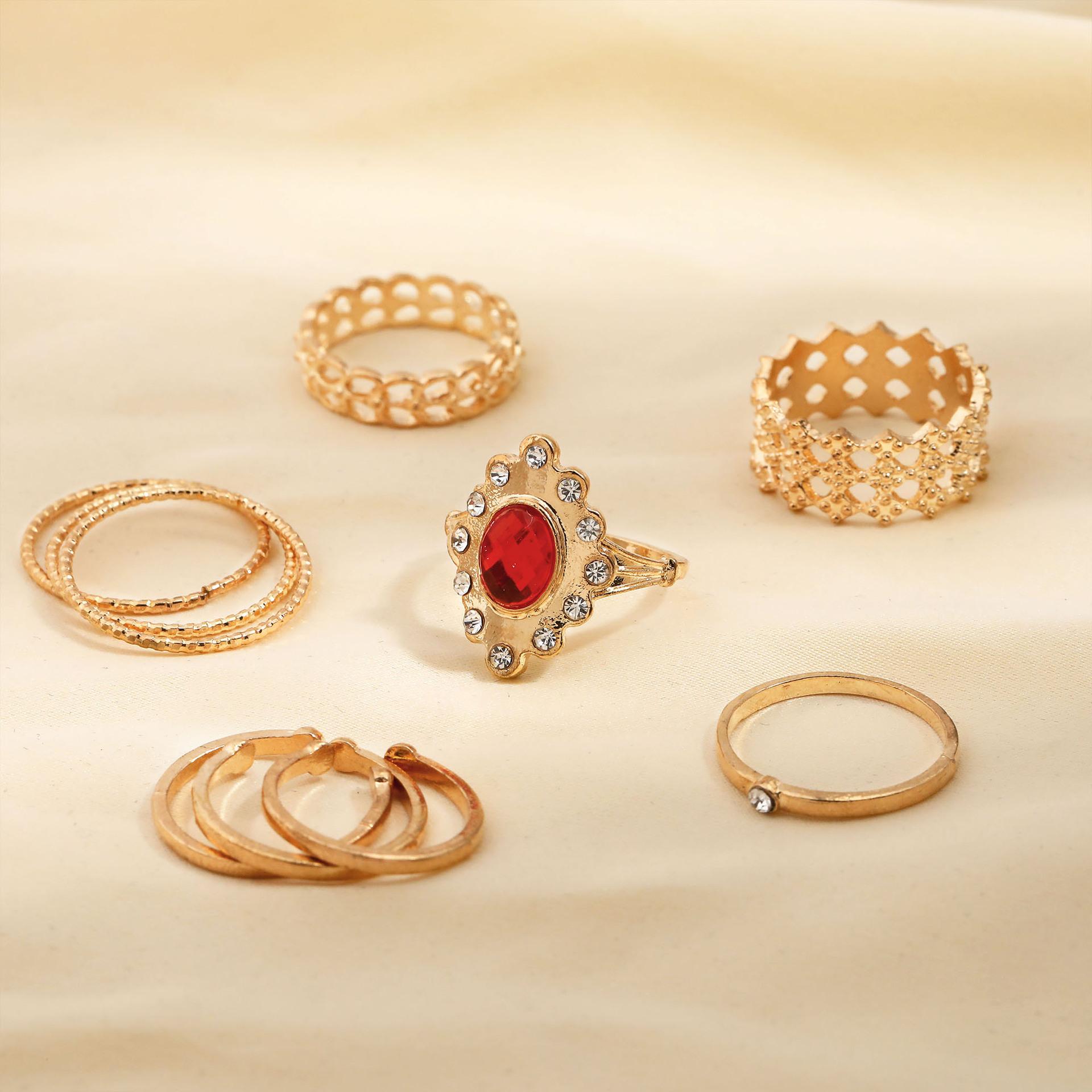 

Promotional Combination Jewelry, Personalized Retro Red Gemstone 10-Piece Set, Gold Dot Diamond Ring.