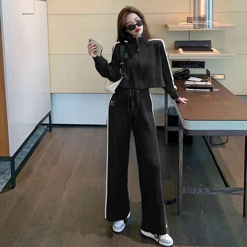 

Early Spring Retro Hong Kong Style Blue Knit Cardigan & Wide-Leg Pants Two-Piece Set for Women S 43-48kg чорний