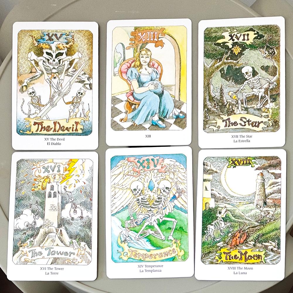 10.3*6cm Tarot of The Dead, 78 Skeleton Tarot Cards - Watercolor Skull Art Divination Tarot Deck for Tarot Reading
