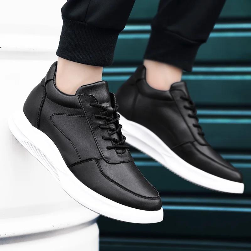 Weiße Sportschuhe aus Leder mit dicken Sohlen für formelle Kleidung im Freien für Herren, unsichtbare Innenhöhenerhöhung, Freizeitschuhe aus Leder