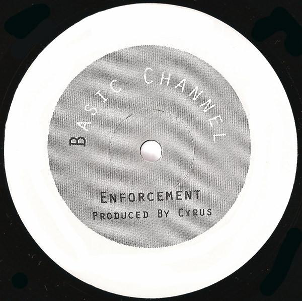 

12-дюймовая пластинка BASIC CHANNEL Enforcement Enforcement Mills Mi BC001 Basic Channel E 1993 Европа Танцевальная Электроника