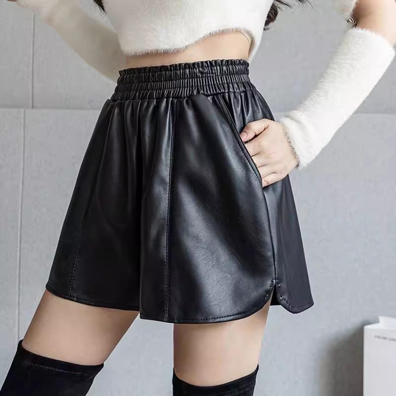 

Women s Versatile A-Line PU Leather Shorts - Elastic High Waist, Slimming Plus Size, Petite Fit for Spring & Autumn 3XL абрикосовий
