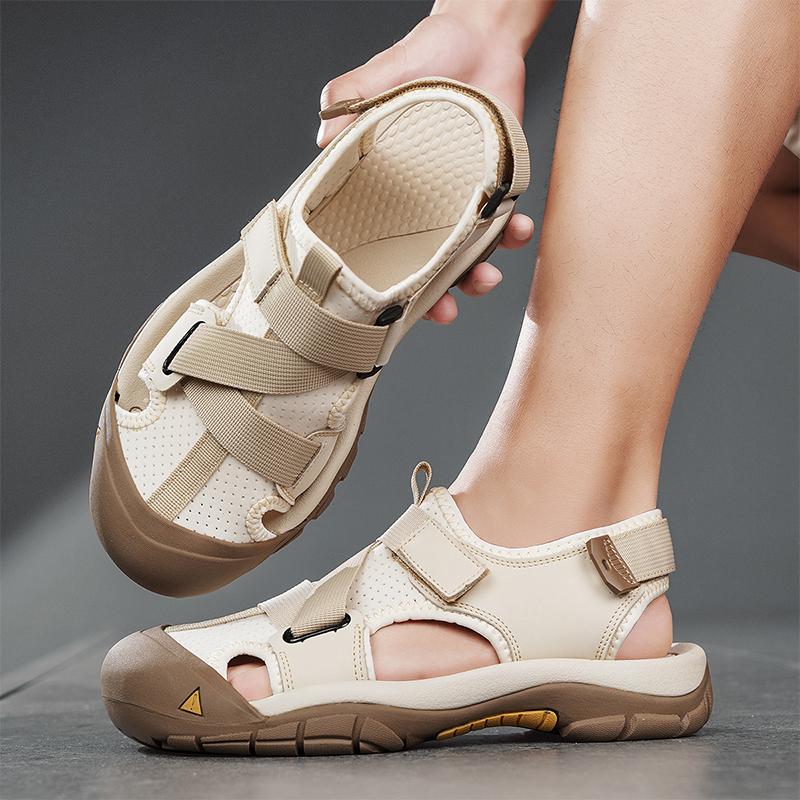 Summer Men Sandals Handmade Leather Hiking Outdoor Beach Shoes Fashion and Casual Sandals Men's Summer Shoes Sandals