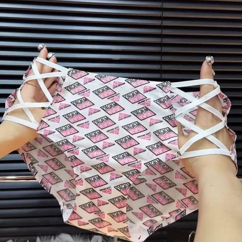 New Sexy Leopard Print Seamless Cutout Panties - Women's Breathable Ice Silk with Cotton Crotch and Thin Temptation Straps.