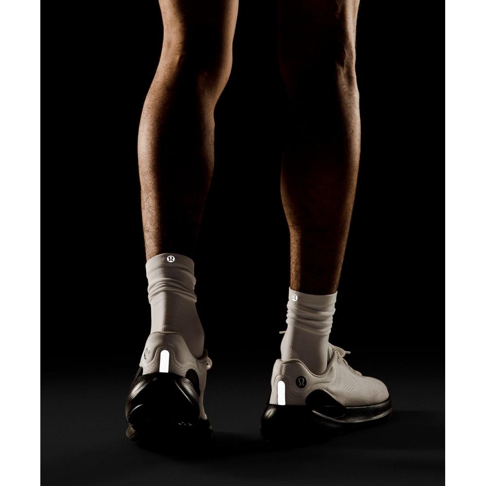 Lululemon Men S Beyondfeel Running Shoe Light Vapor Black Black