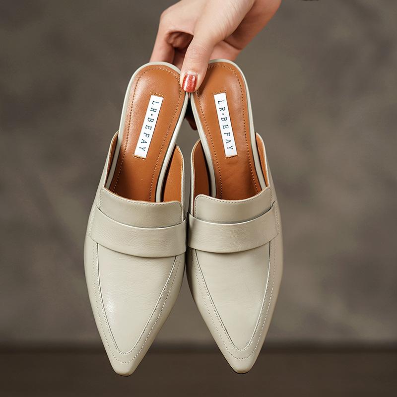 Neue trendige hochhackige Halbschuhe, bequeme Ledertasche, Zehensandalen, spitz zulaufend, modische Damen-Lederschuhe