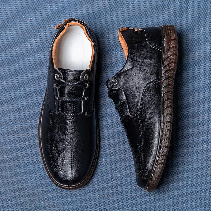 

Весенние новые мужские повседневные кожаные туфли мягкая подошва мягкая поверхность легкие подошва из говяжьей жилы нескользящие и износостойкие толстая подошва корейская версия меня 39 чёрный