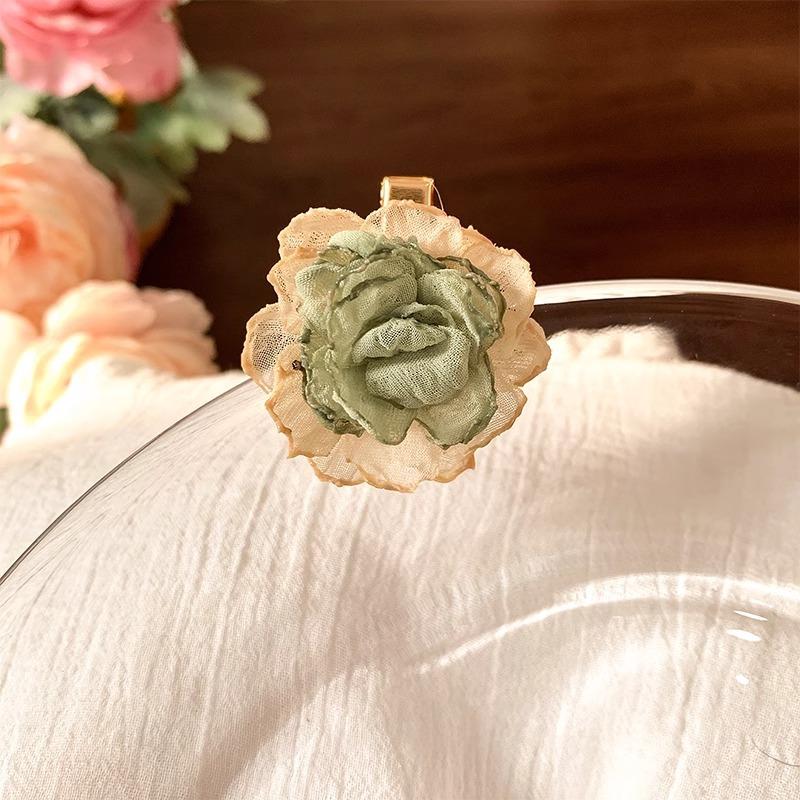 

Pink Withered Rose Flower Hair Clip Women In Spring Camellia Bangs Side Seaside Headpiece Accessory