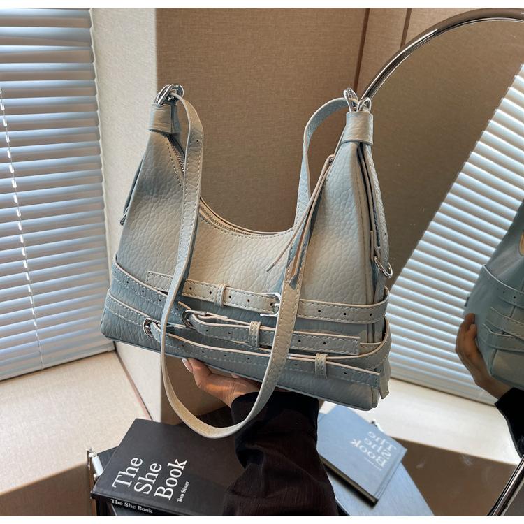 

Premium small bag women s 2024 new popular versatile messenger bag fashion casual shoulder armpit bag синій