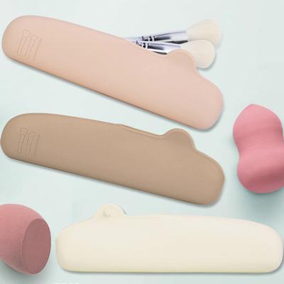 Travel Makeup Brush Holder Makeup Sponge Holder Dustproof Silicone Makeup Brush Bag Pouch Beauty Egg Case Organizer Travel Essentials