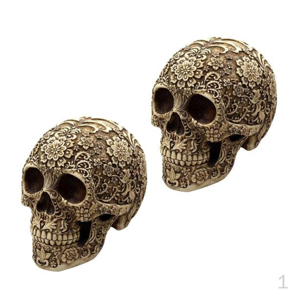 

2 предмета в натуральную величину, готический орнамент на Хэллоуин