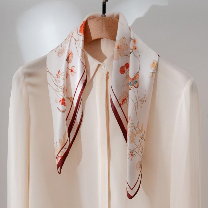 2026 Fresh Sweet Printed Silk Scarf Women Versatile Small Square Neckerchief