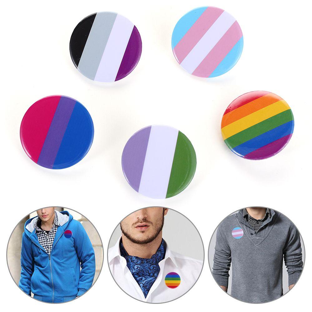 1/2 st Regnbåge Gay Pins Tennplåt Märke Knapphål Jeans Hatt Broscher Män Kvinnor Kragstift Smycken Accessoarer