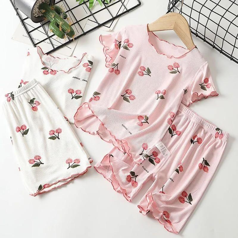 Set Pijama de Vară pentru Fete cu Imprimeu Flori de Cireș, Șort și Tricou cu Stretch în 4 Direcții, Amestec Respirabil de Modal pentru Purtare la Culcare și Joacă pentru