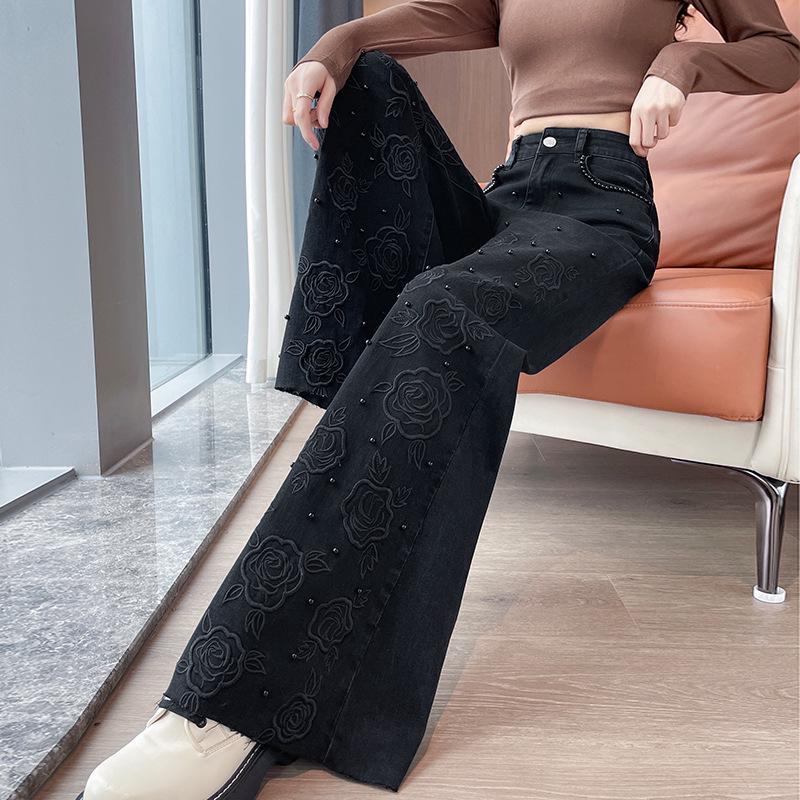 

Women s Black Wide-Leg Jeans with Rose Embroidery and Beading - Autumn/Winter Elastic Slimming Fit M