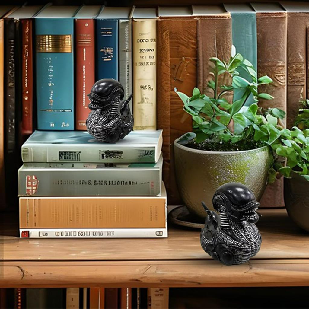 Resin Alien Duck,Unique Gothic Gifts & Collectibles,Dark Resin Duck Rubber Novelty Ornament Decorative Duck Figurine for Desktop Home Office Halloween