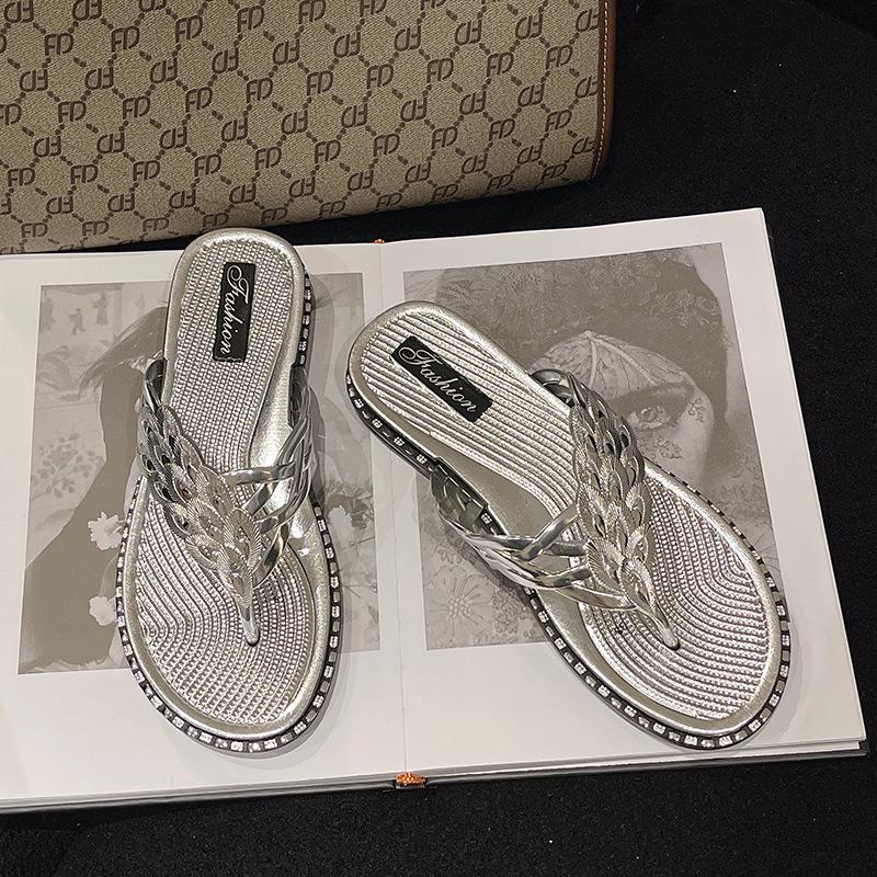 

Новые горячие летние женские модные темпераментные женские сандалии с узором «елочка» универсальные открытые женские туфли пляжные классные тапочки 40 [one size smaller] серебряный