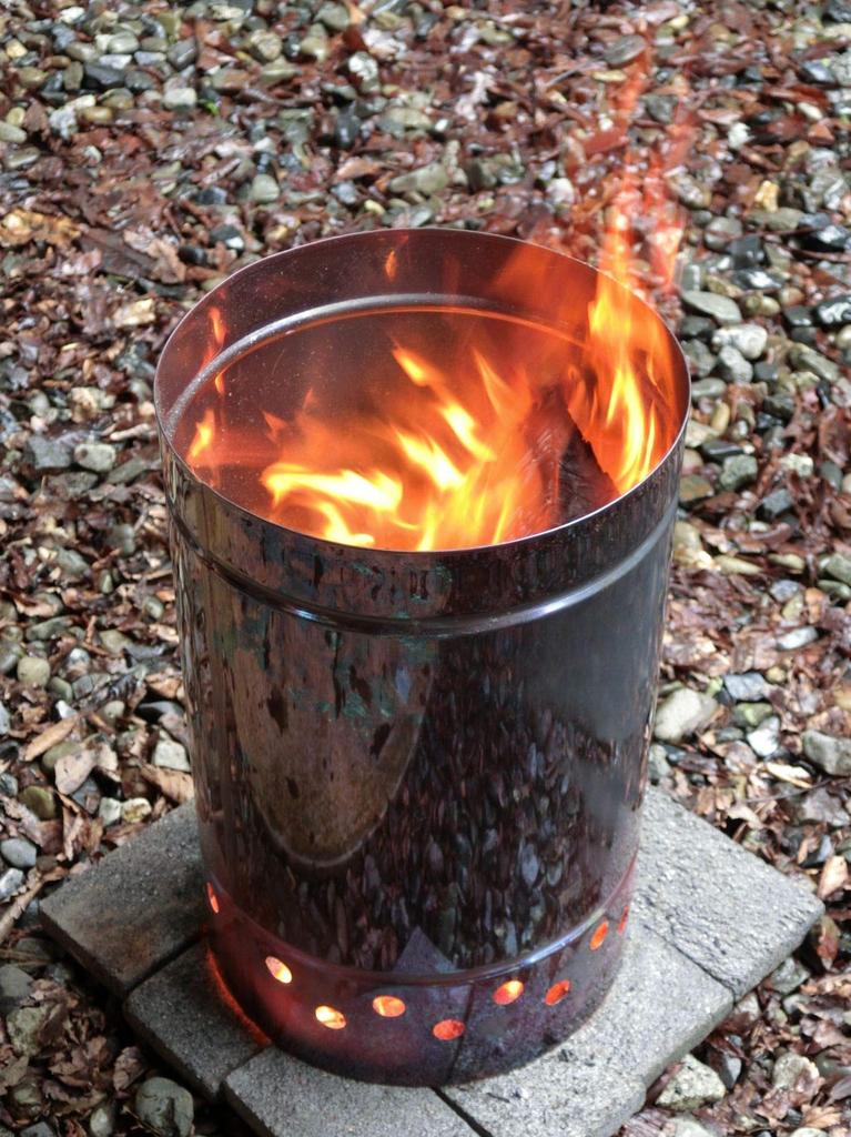 SDGs Open Burn Prevention Carry Incinerator Stainless steel tube size A simple tube with no bottom "Incineration Tube" 30cm (long 47cm)