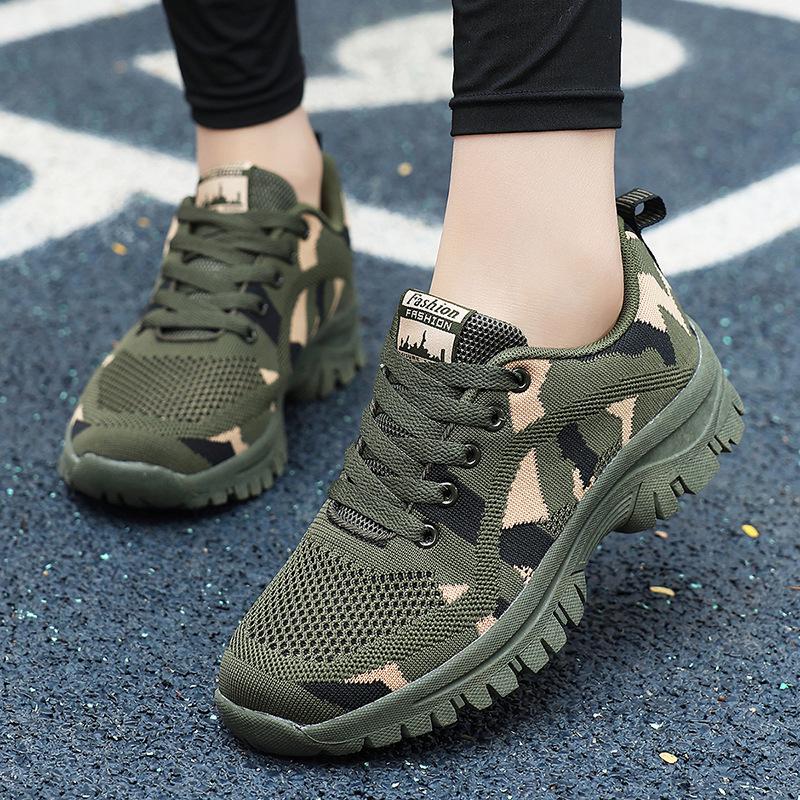 New Outdoor Shoes Women's Large Size Camouflage Mountaineering Shoes Non-slip and Wear-resistant Non-slip and Wear-resistant Fly-woven Sports and Lei