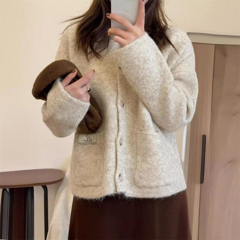 Autumn and winter new gentle soft waxy knitted cardigan women's loose lazy wind crew neck sweater jacket top