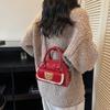 Premium retro small bag women's new fashion handbag autumn and winter versatile messenger bag