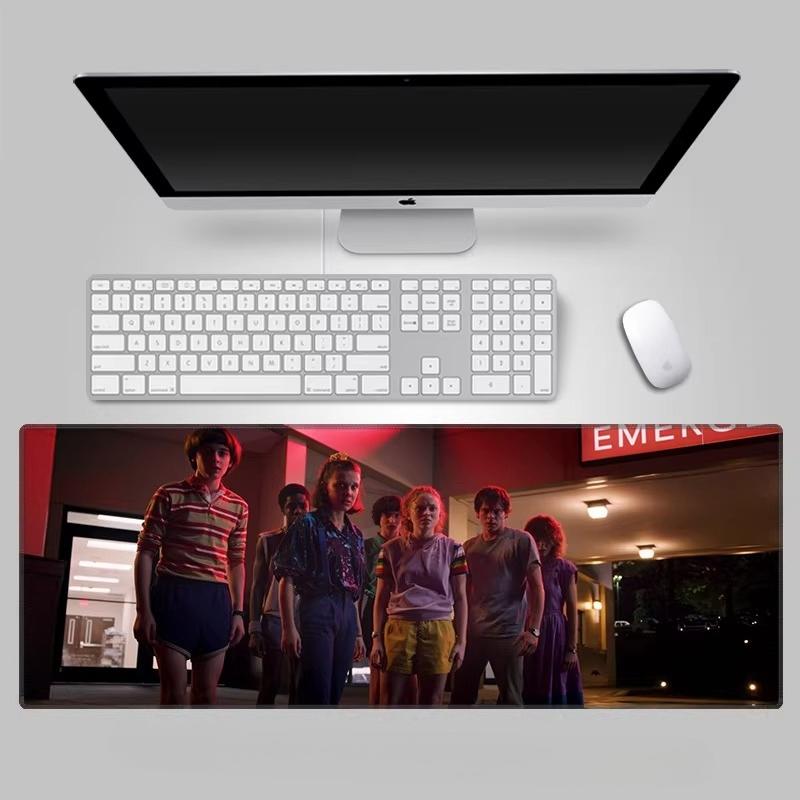 Tappetino per Mouse in Pelle di StrangerThings di Alta Qualità, Pad per Tastiera Computer Periferico, Dimensioni Grandi, Scrivania Antiscivolo Impermeabile, Pa Dcreativo Periferica TV Americana