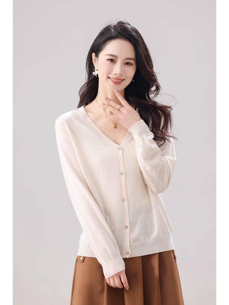 Autumn Wool V-Neck Women's Loose Slimming Knit Cardigan Sweater.