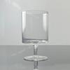 Minimalistische High-Stem Trinkgläser (4er-Set)