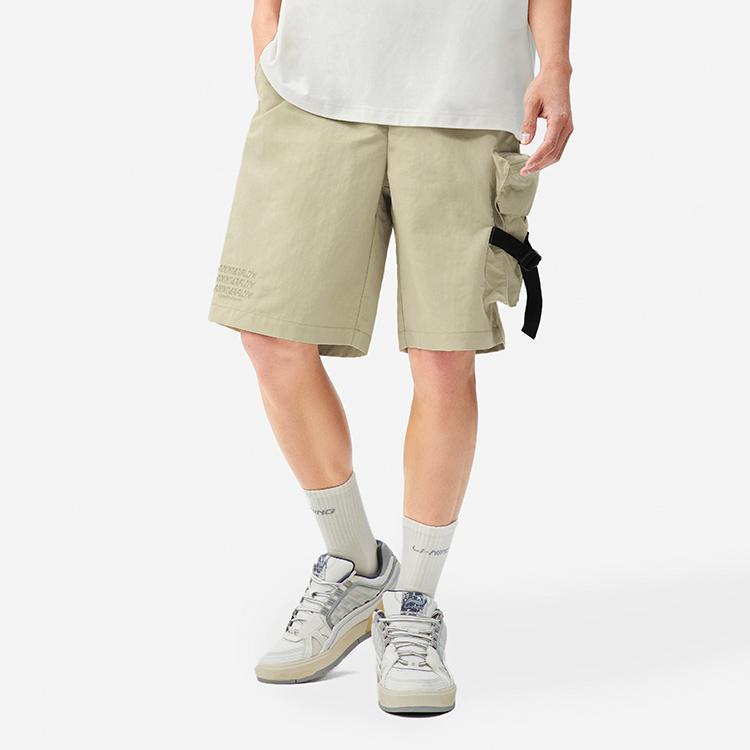 Li-Ning Loose Solid Color Cargo Shorts Men Bottoms Khaki AKSSA37-3