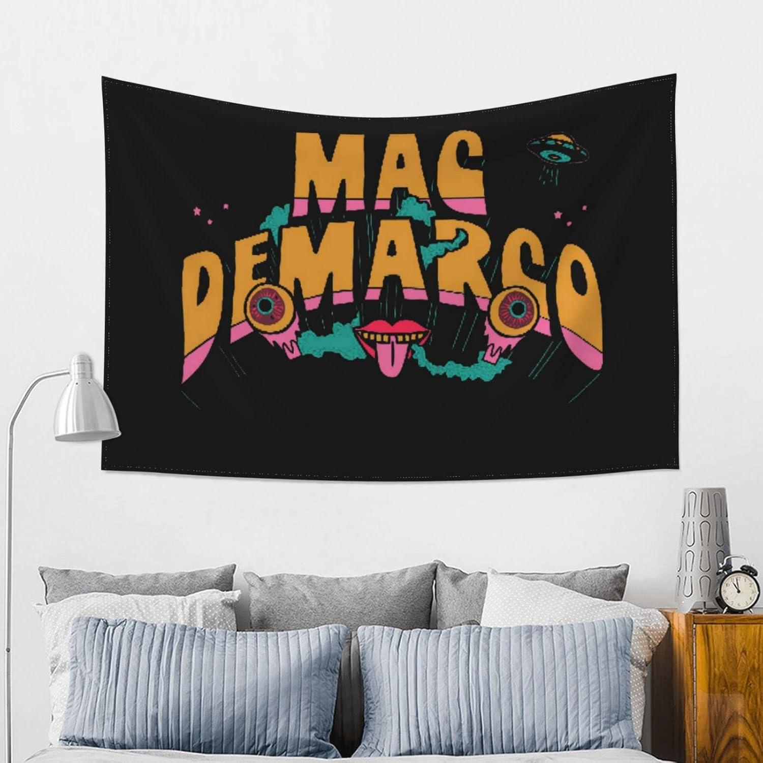 

The Cookiswioo Mac DeMarco tapestry is fashionable and unique. 75x100 чёрный