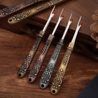 Vintage Embroidery Seam Ripper, Handheld Thread Cutter for Sewing & Cross Stitch, Multicolor Craft Tool for Clothes and Sewi 1pc