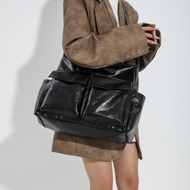 Women's shoulder bag with zipper pu  hot sale high quality  solid color  stitching line  casual bag