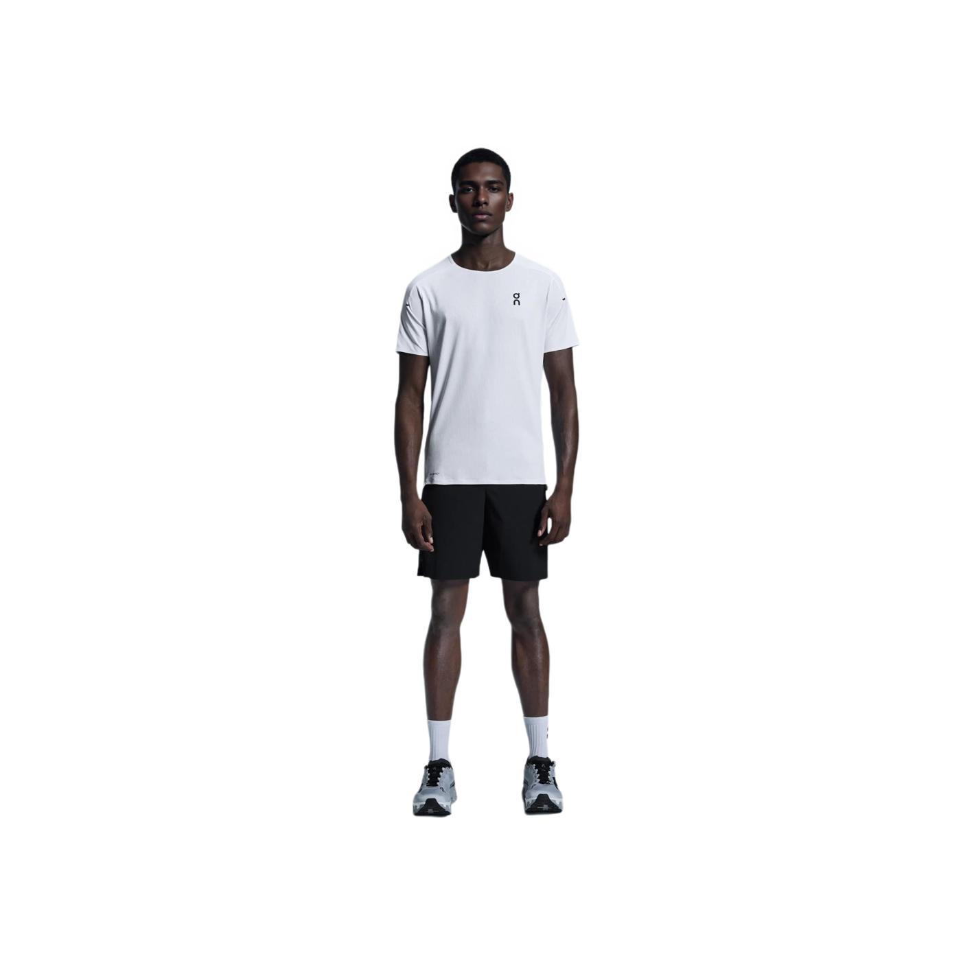 ON Running Performance T-shirt: Comfortabel, casual, losvallend, veelzijdig, met korte mouwen, ademend, ronde hals, heren, zilverkleurig, 1ME10232993 L