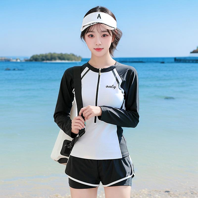 

Женский спортивный купальник-двойка - Консервативный, с контролем живота, утягивающие шортики-бойлеги, больших размеров M (45-50 kg) чёрный