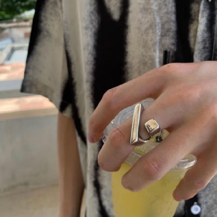 Fashionable Adjustable Rings Opening Jewelry Wide Finger Rings Alloy Texture Metal Versatile Accessory for Any Occasion
