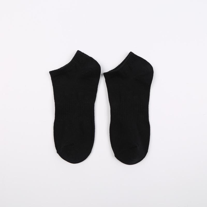 Men s Four Seasons Sports Cotton Anti-Odor Mid-High Basketball Socks One Size