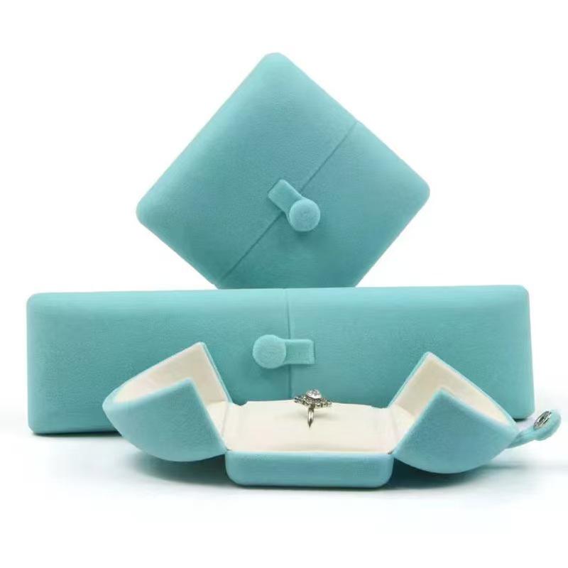 

Luxury Velvet Double-Opening Jewelry Storage Box for Rings, Pendants, Bracelets, and Necklaces