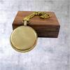 Mosiężny zegarek kieszonkowy z drewnianym pudełkiem Zegar z cyframi rzymskimi Klasyczny zegarek na łańcuszku Prezent Retro Kieszonkowy zegarek Kolekcjonerski Dekoracja biurka