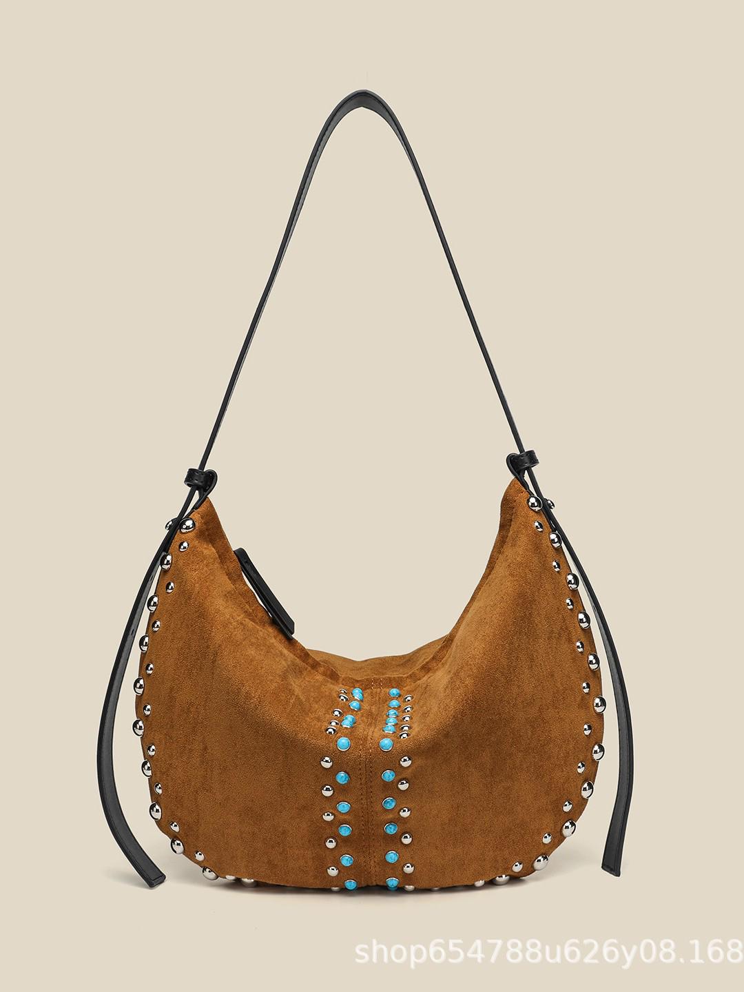 Frosted Rivet Crescent Deer Suede Women s Shoulder Bag - Autumn/Winter Crossbody Tote темно-коричневого