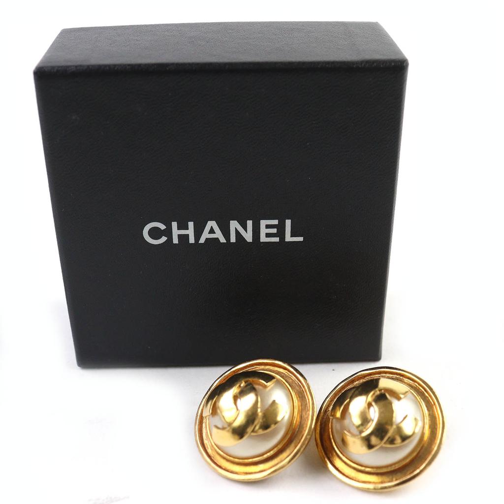 CHANEL Earring COCO Mark Faux Pearl Round Earrings (for both ears) gold 95P Used