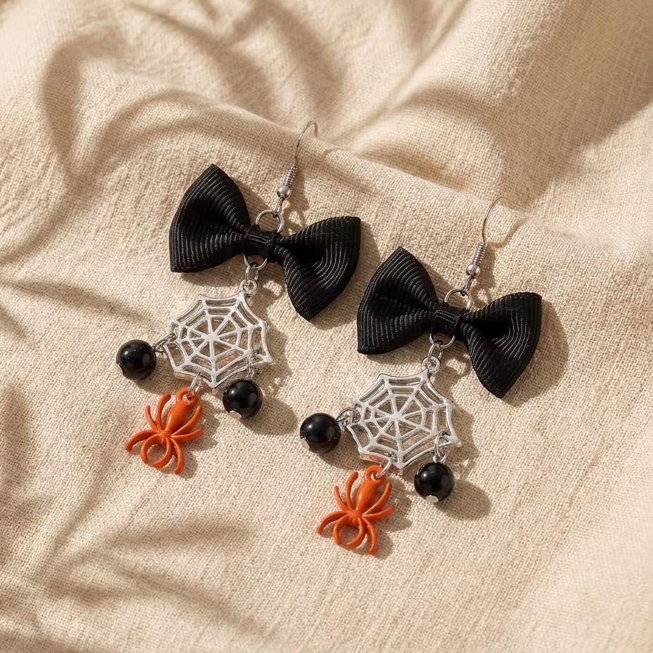 New Design Sweet Cool Black Bowknot Spider Dangle Earring for Women Gothic Spider Web Bat Long Tassel Earring Halloween Jewelry