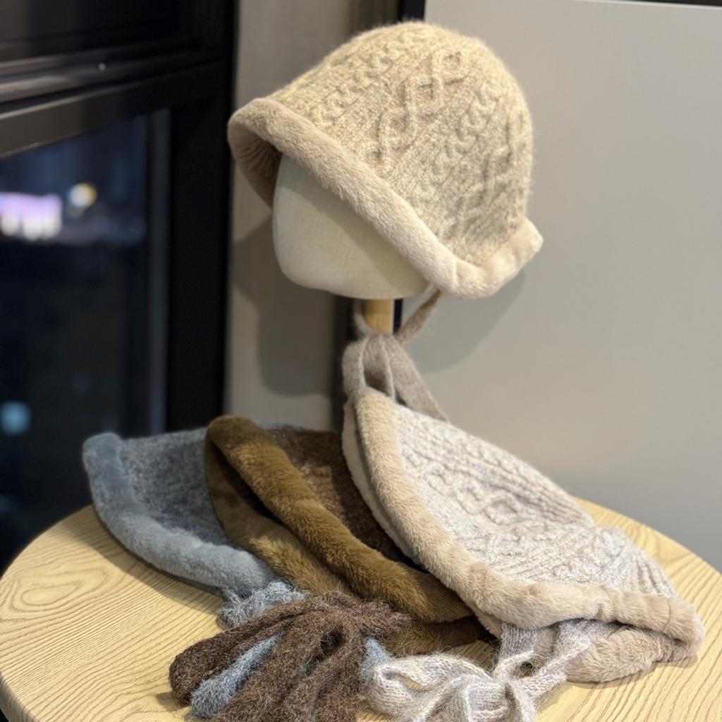 New Autumn and Winter Knitted Strap Fur Edged Basin Hat Foldable Outdoor Warm and Versatile Fisherman Hat for Women with Small Face