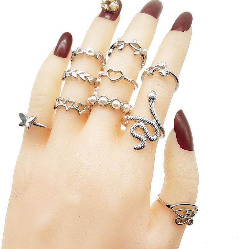 30pcs/Lot Mix Style Pearl Silver Color Finger Rings Animal Snake Chain Hollow Leaf Party Jewelry Girl Love Butterfly Flower Gift