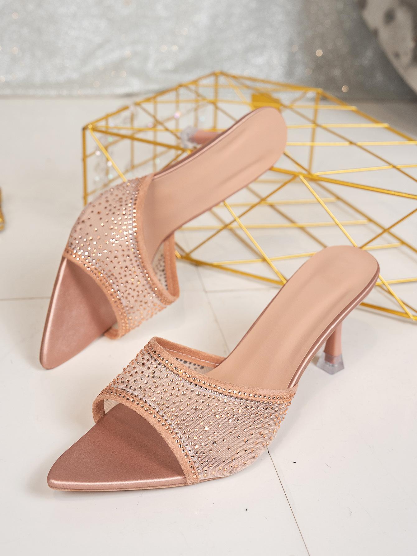 

Заостренный тонкий каблук темперамент в одном слове девушка-драг 2024 лето стразы фея ветер большой размер высокий каблук крутые тапочки 42