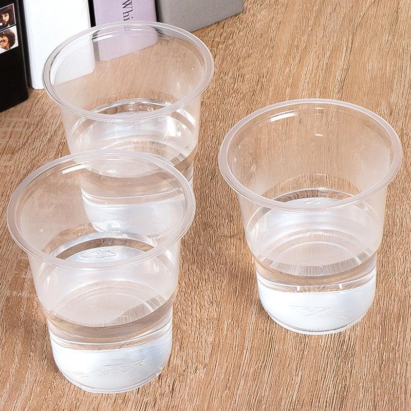 Vienkartiniai aukštai temperatūrai atsparūs plastikiniai puodeliai Namų apyvokos skaidrūs sutirštinti gėrimo puodeliai