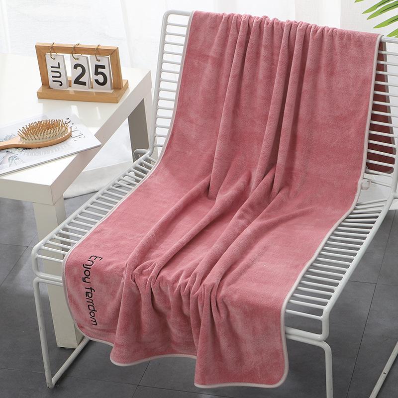 Embroidery Youthful Absorbent Bath Towel