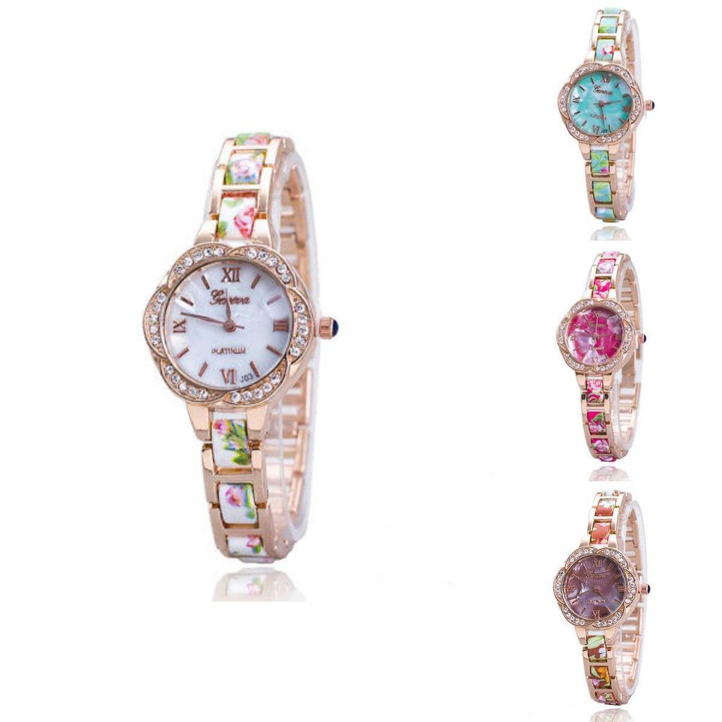 Fashion Womens Round Quartz Watch With World Time Display For Casual Wear