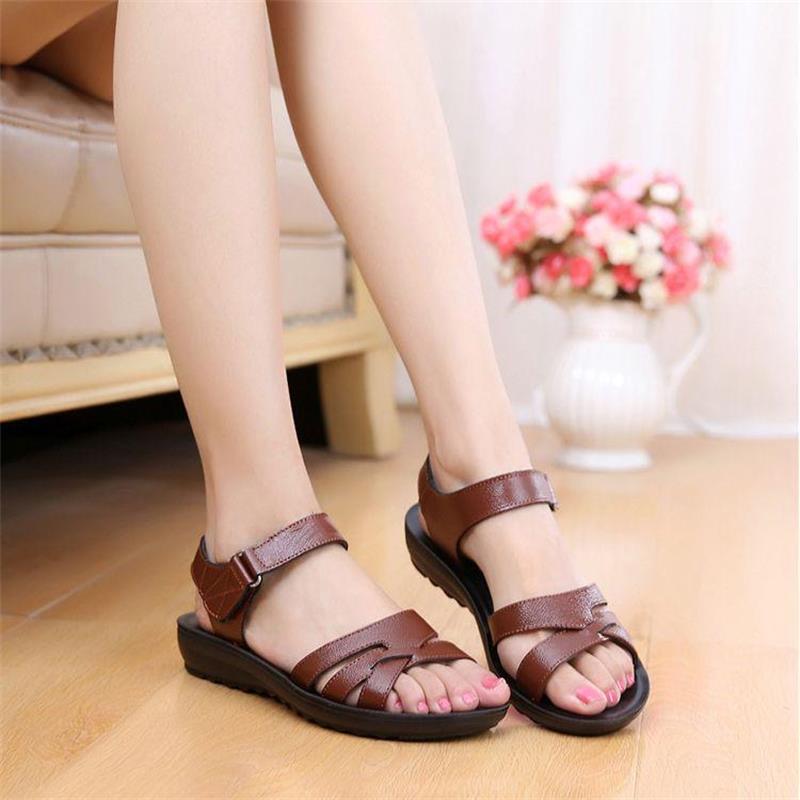 Soft leather mother sandals comfortable soft sole middle-aged and elderly women's sandals flat non-slip elderly sandals women's summer grandma shoes