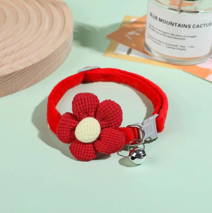 Cat Collar with Cute Flower Adjustable Buckle Cat Collar Bell Collar Cat Small Pet Supplies Kitten Collar Small Dog Acce
