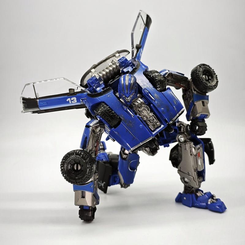 BAIWEI Transformation TW1033 Dropkick Meisterwerk Perfektes Spielzeug Film Actionfiguren Modell KO SS46 TW-1033 SS Verformungsauto Roboter